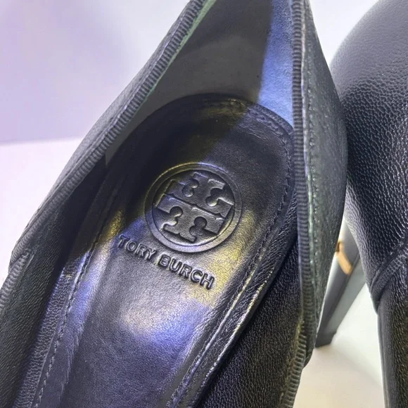 Tory Burch - Sleek Black Stiletto Heels with Pointed Toe - 9 - Picture 11 of 13